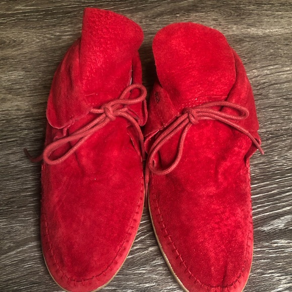 Vans ~ women’s red moccasins - Picture 2 of 7